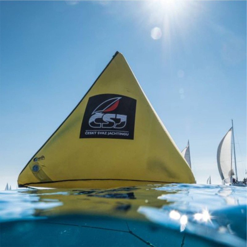 Nafukovací bóje trojúhelník